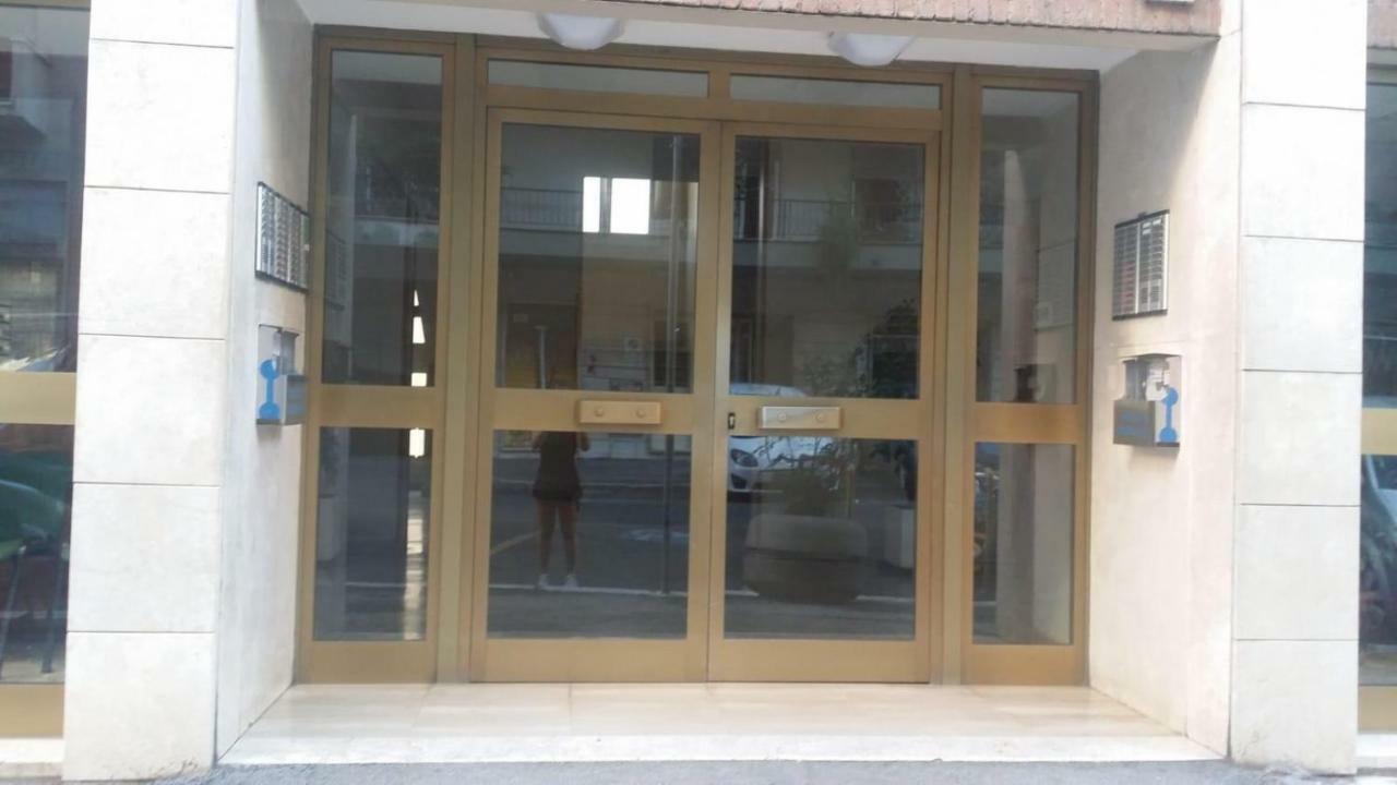 Appartamento Ideale Per Famiglie 로마 외부 사진
